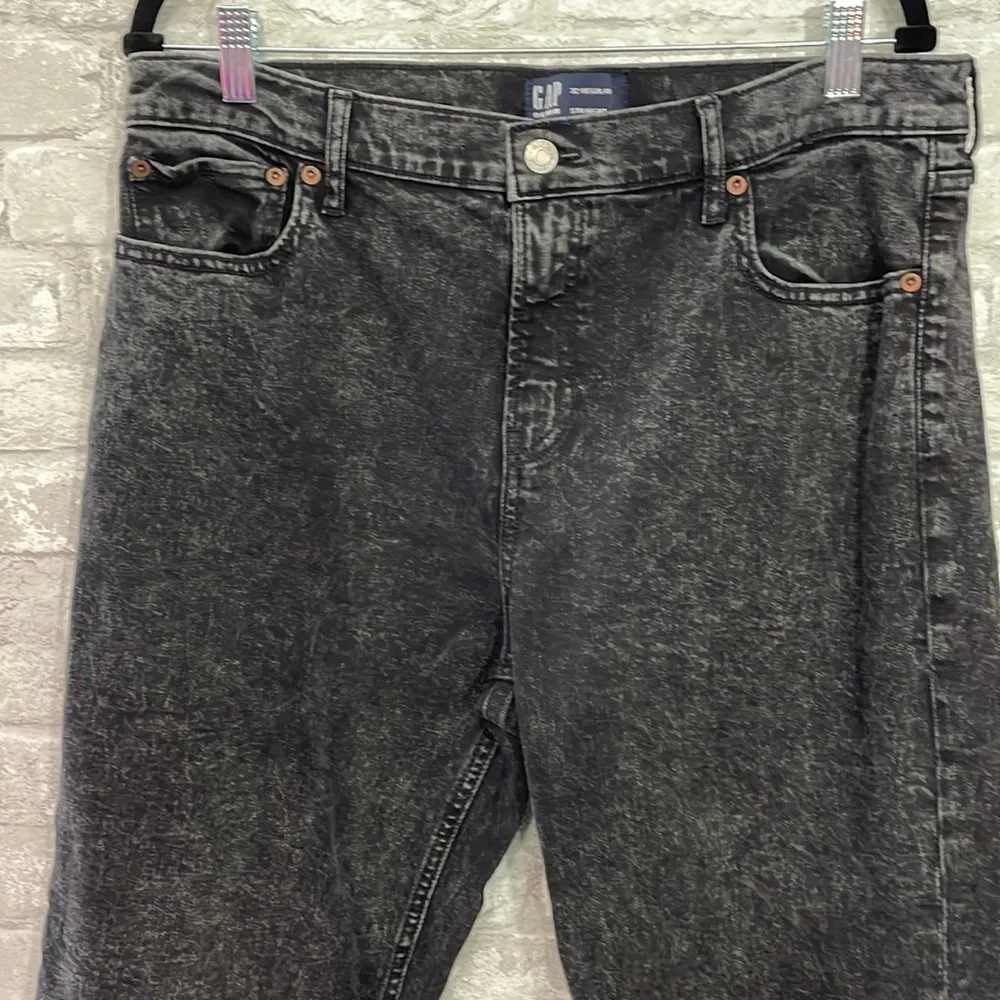 Gap High Rise Black Straight Jeans - Image 2