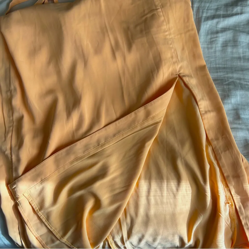 Abercrombie & Fitch NWT Best Dressed Ruched Strappy Midi Dress - Image 5