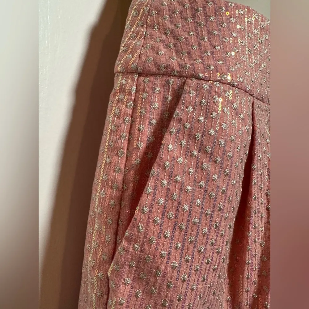 Free The Roses Pink Sequin Cute Tailored Midrise Embroidered Sparkle Shorts Size XS - Image 7