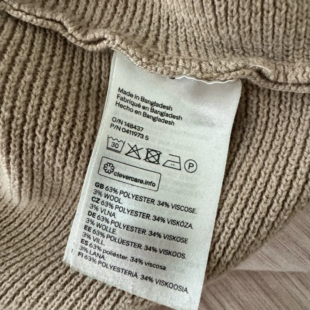 3/4 Sleeve Knit Sweater - Image 3