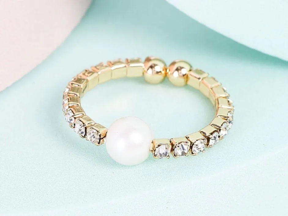 Rhinestone Pearl Detail Gold Band Stretchy Ring - Image 2