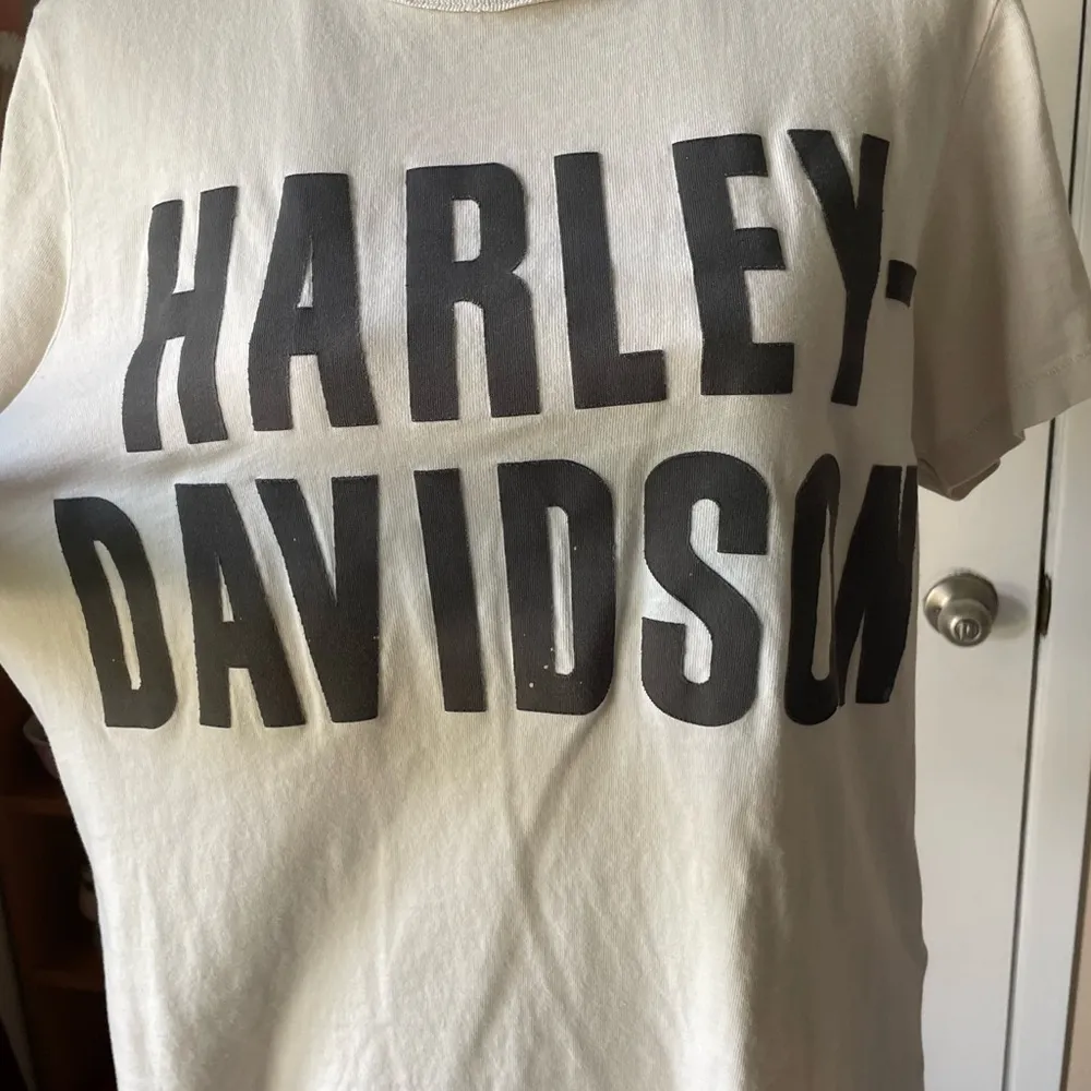 Women’s Harley-Davidson Size XL Cream with Black Logo Tee T-shirt Top, Classic! - Image 4