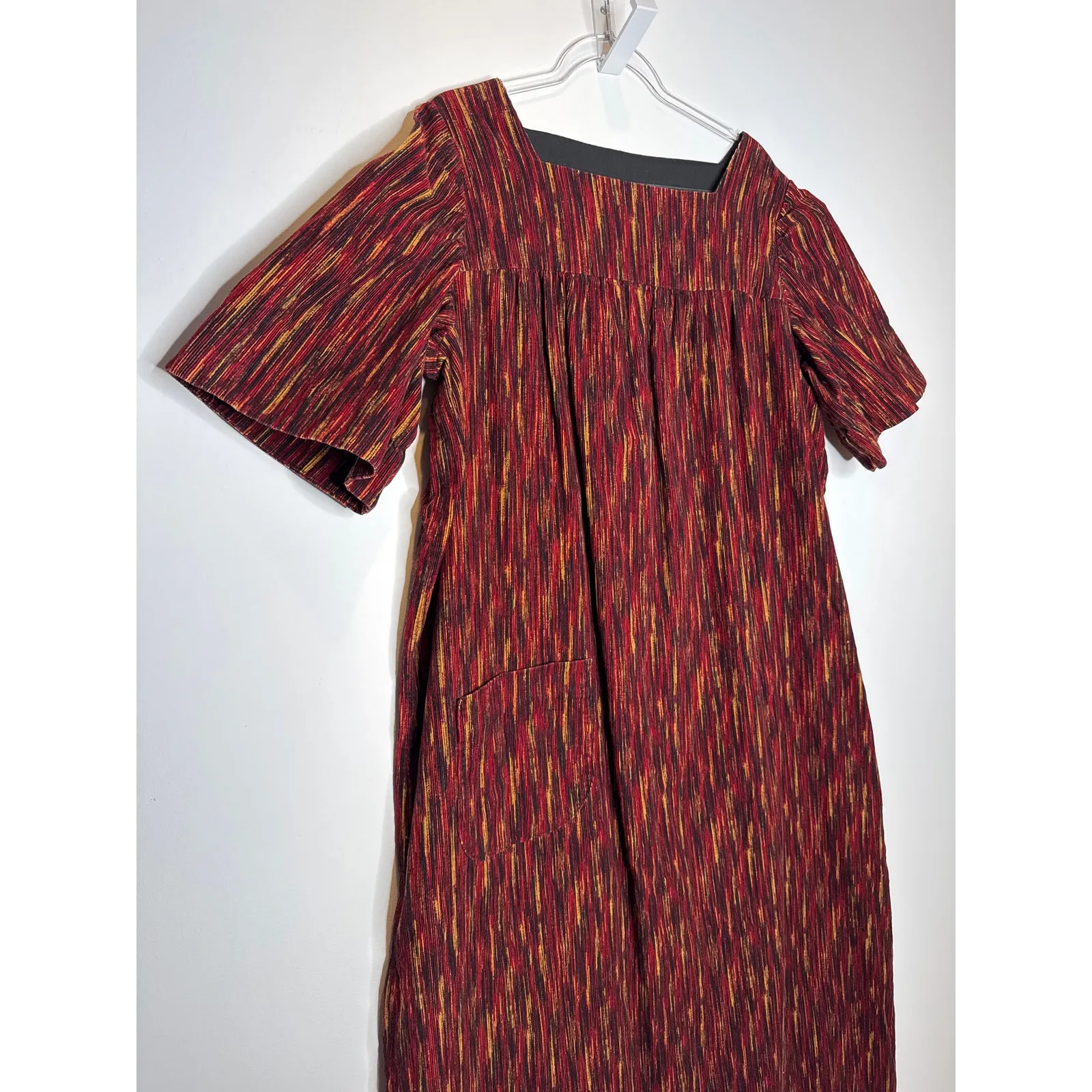 1970s handmade ribbed velvet midi dress short sleeve one pocket medium to large - Image 7