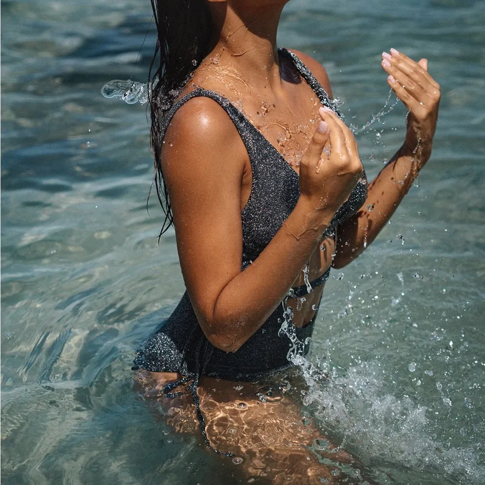 Black Lurex Cutout - Image 4