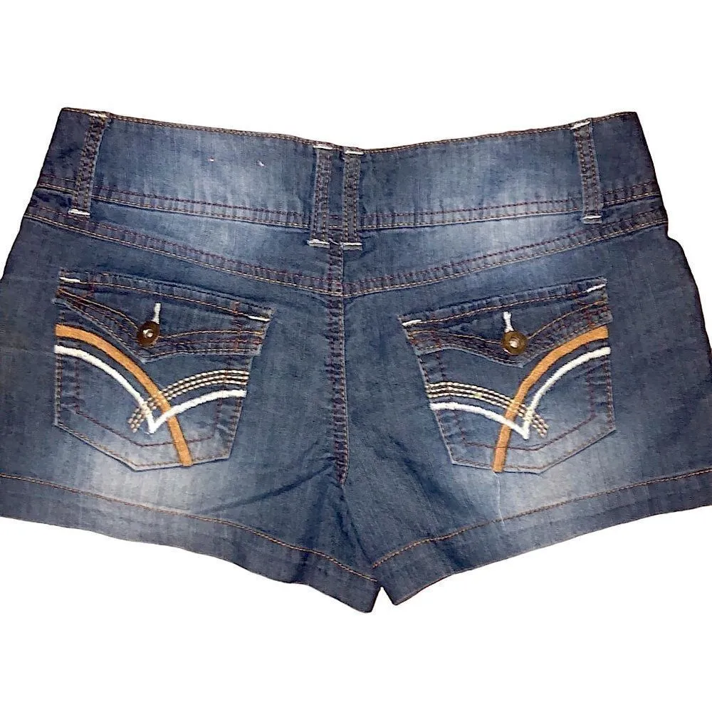 SO  side button hemmed denim shirt size 9 - Image 3