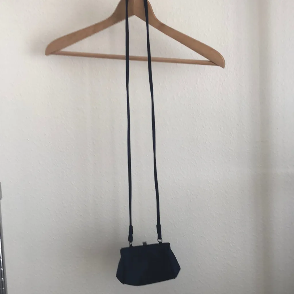 NICOLE MILLER Crossbody Mini Purse. - Image 3