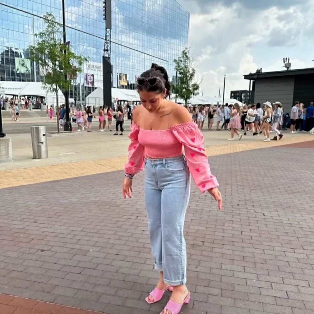 EUC - Main Strip Heartfelt Milkmaid Smocked Sequin Hearts Crop Top - Size: Large - Image 2