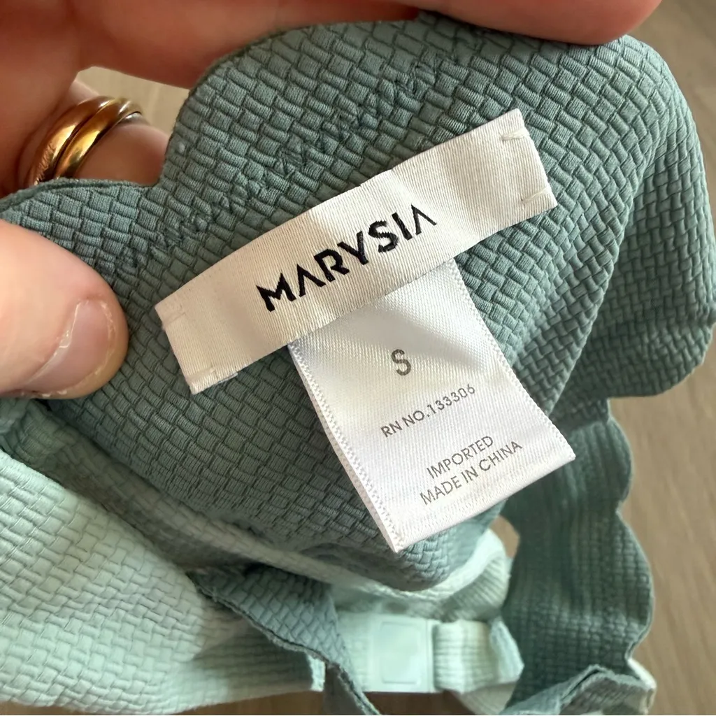 Marysia Scalloped Bikini Top Sage Green Textured Swim Top Size Small - Image 3