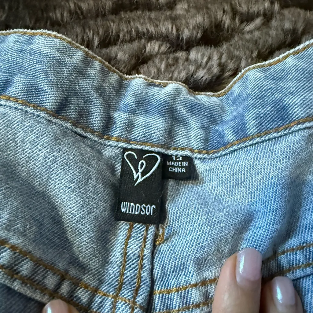 Windsor Light Blue Straight Leg Jeans - Image 4