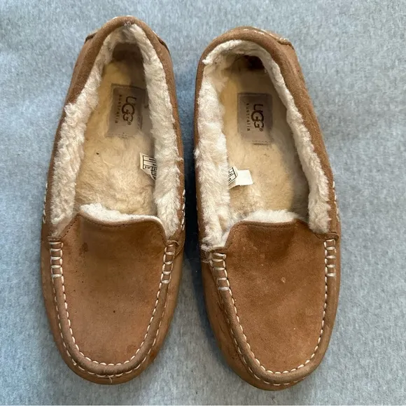 Ugg Ansley slippers in chestnut size 8 - Image 2