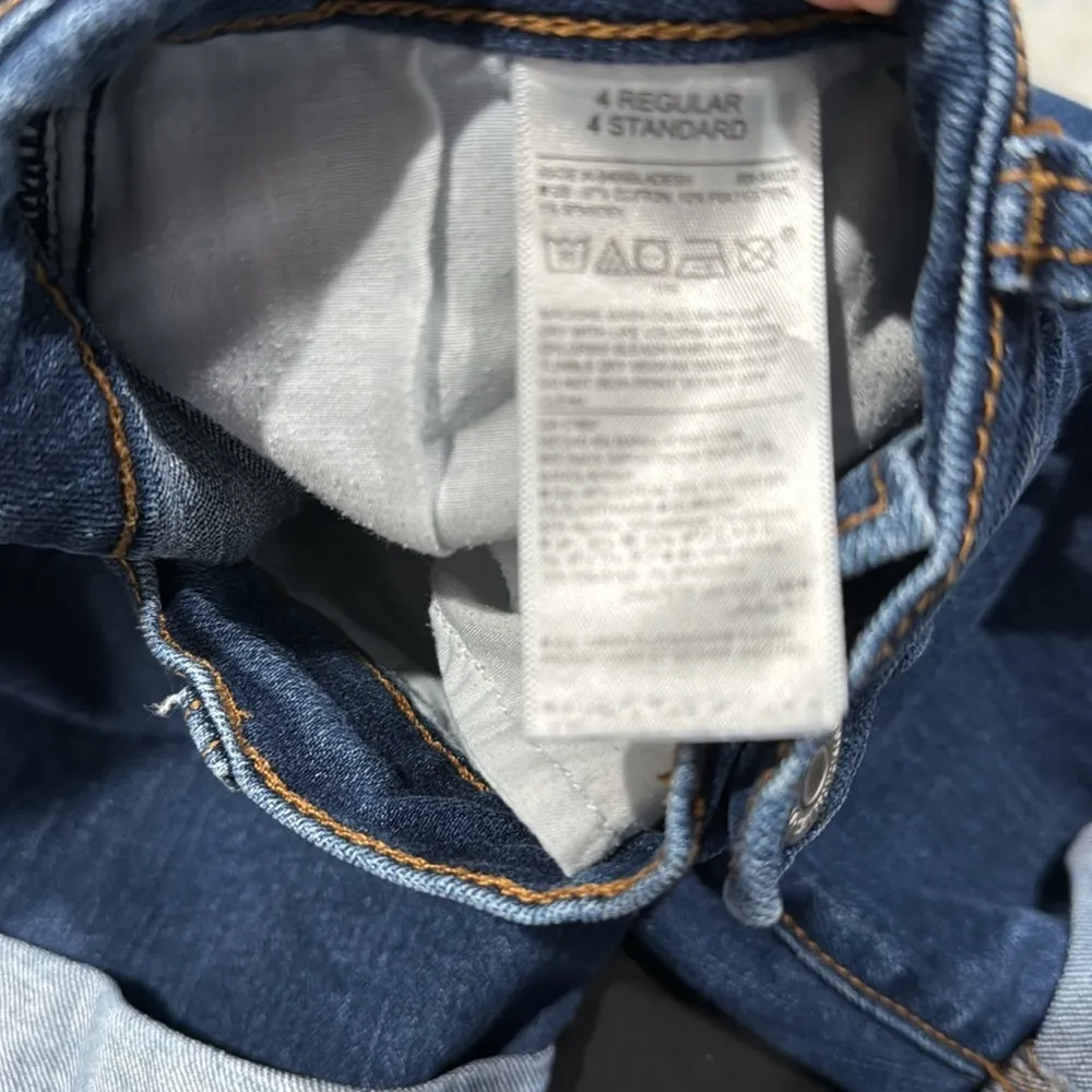 🎄Old Navy Curvy Denim Shorts - Image 4