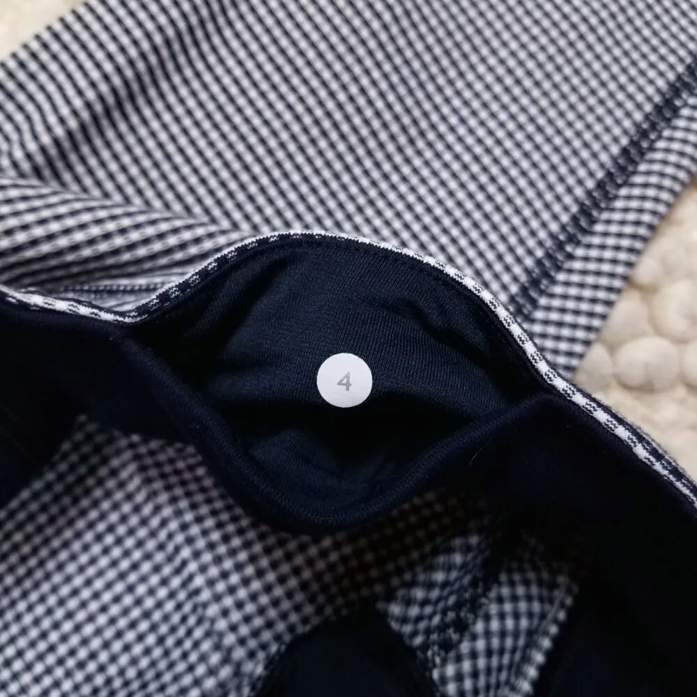 Lululemon Wunder Under Crop II (Roll Down) Gingham Luon White Inkwell Sz 4 - Image 3