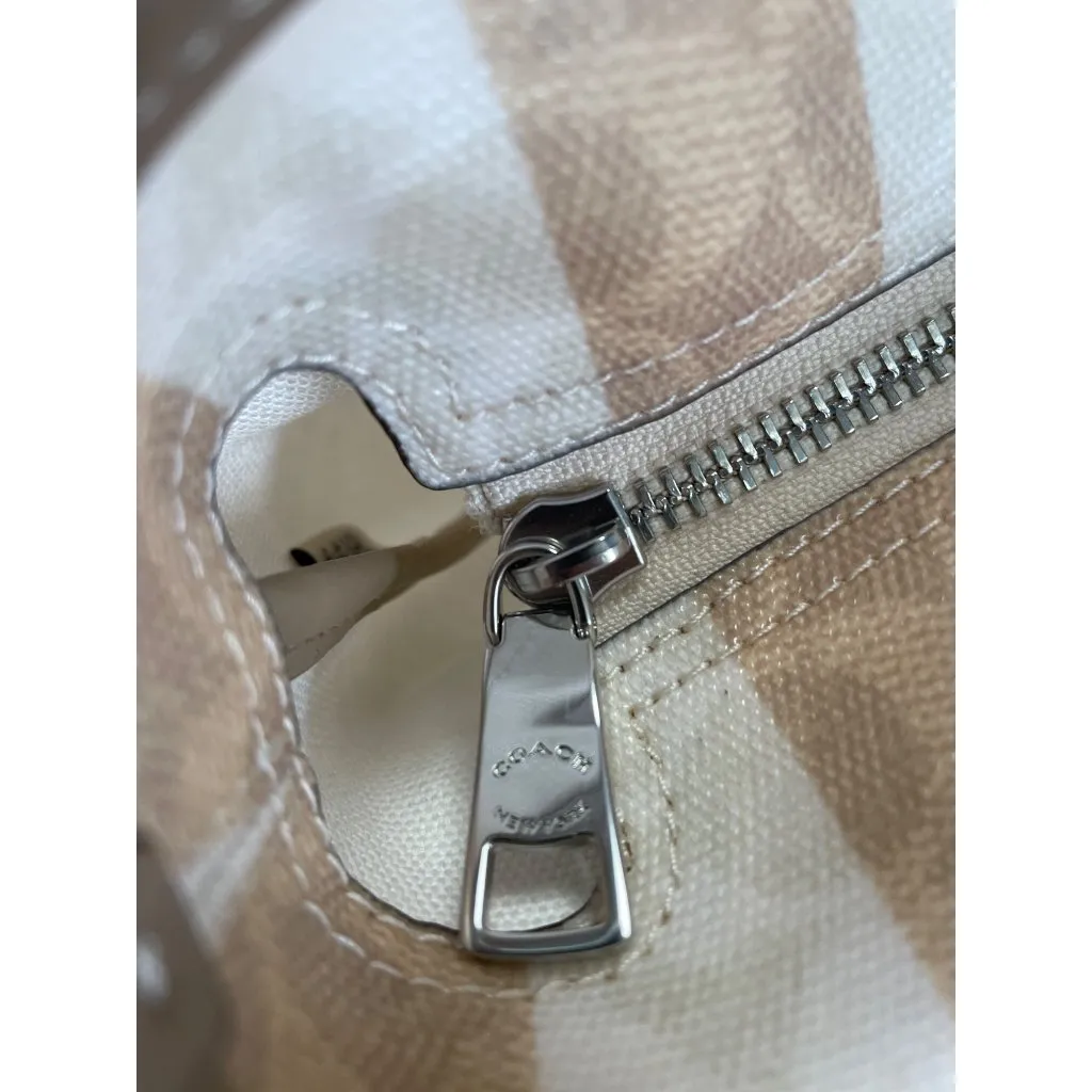 Coach sig city womans large beige striped canvas leather tote bag NWT SKU 9120 - Image 15