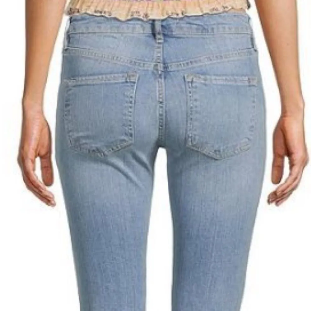 Free People Liv Crop Flare Leg Mid Rise Jeans Medium Wash Released Hem Size 30 - Image 8
