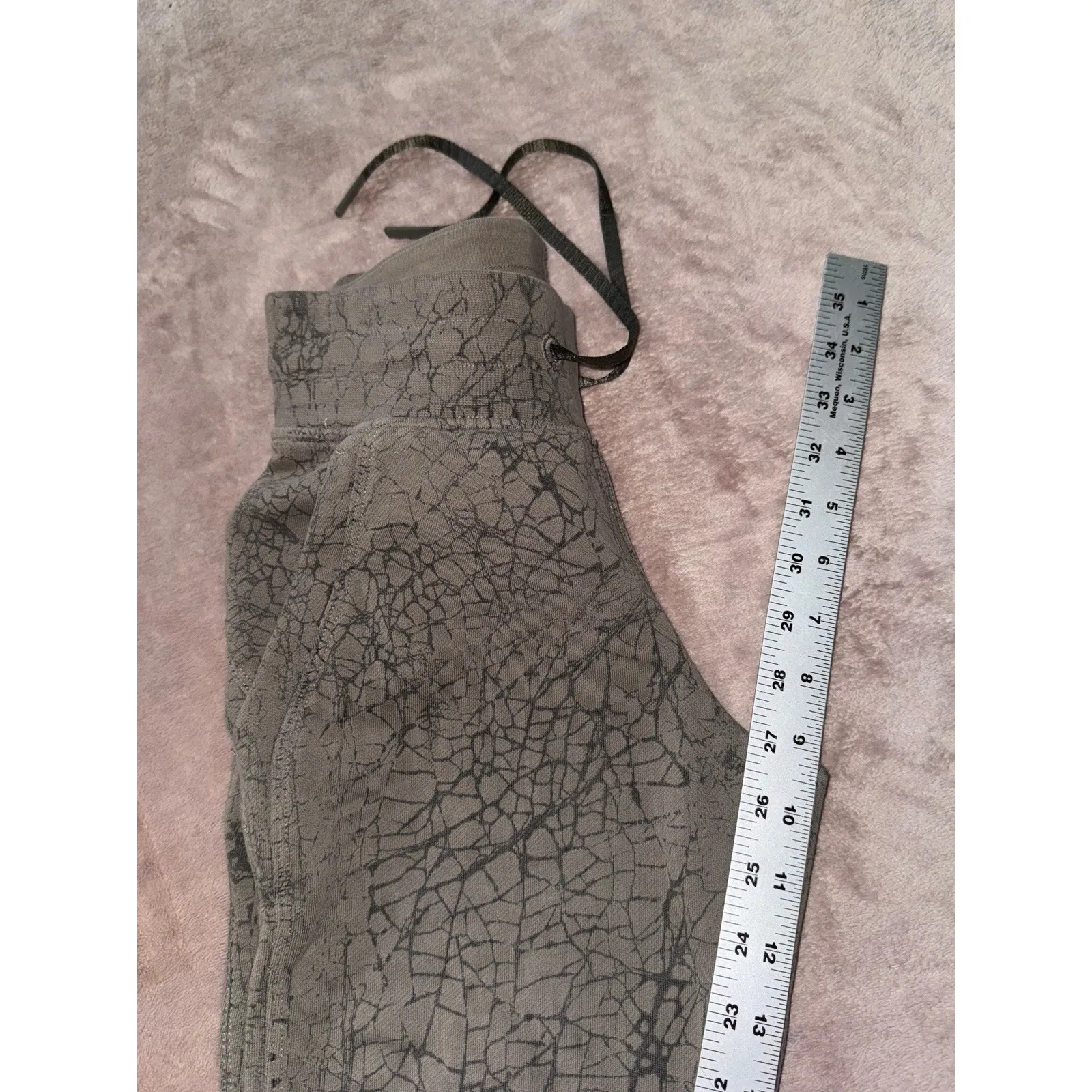 Lululemon Women's Warm Down Jogger II‎ Length Size 0 - Image 9