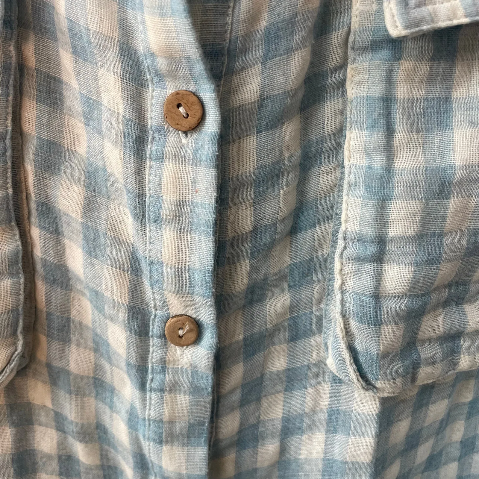 Mustard Seed Boutique Style Button Down Gingham Plaid Top Medium Blue White - Image 3