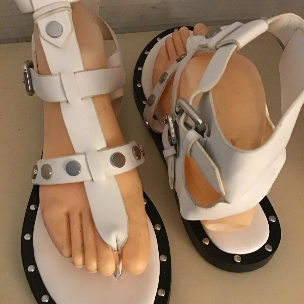 Kendall & Kylie women black, white flat sandals US 10 - Image 7