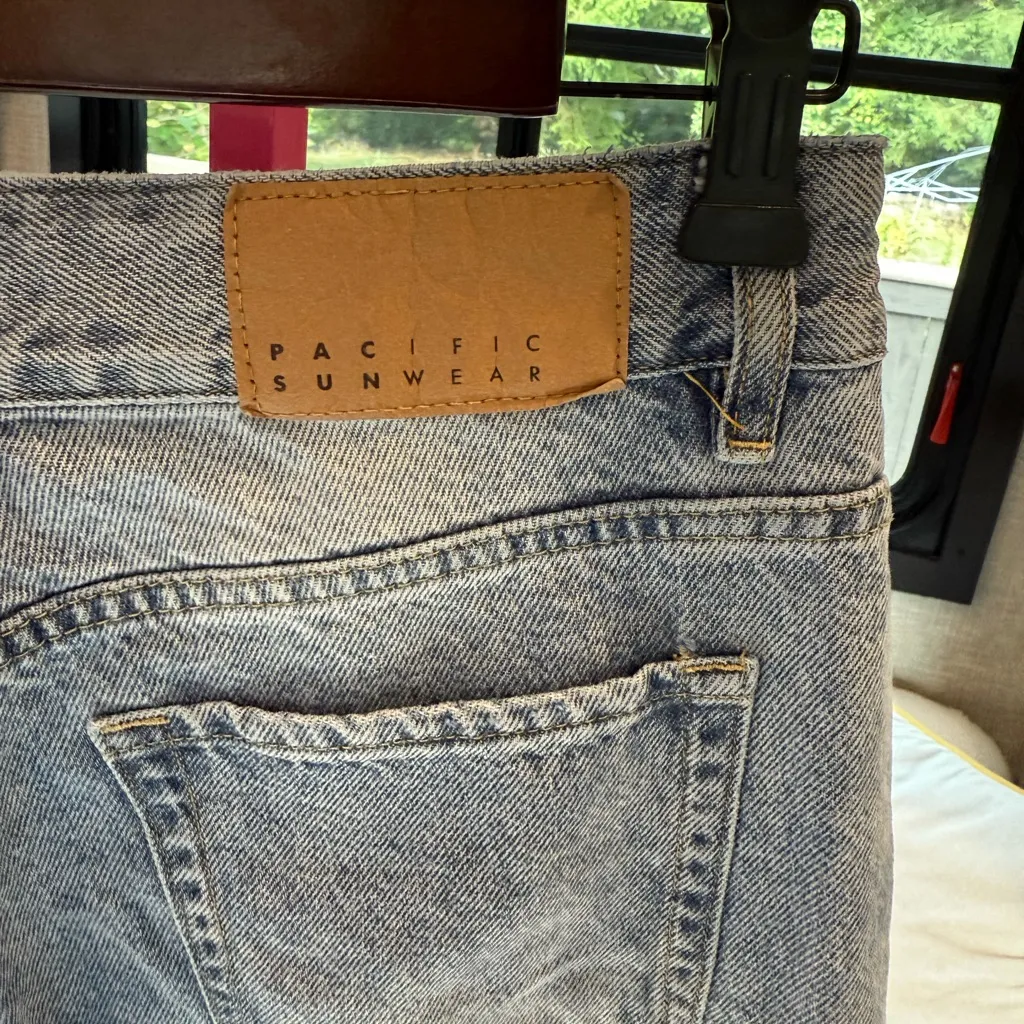 Pacific Sunwear Distressed Casey low rise Jeans 26 Gray - Image 4