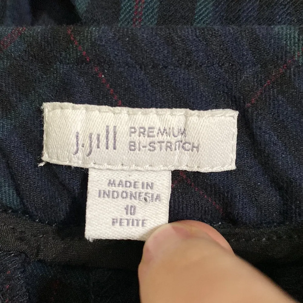 J Jill premium bi-stretch tartan plaid stretch slim pants size 10p - Image 10