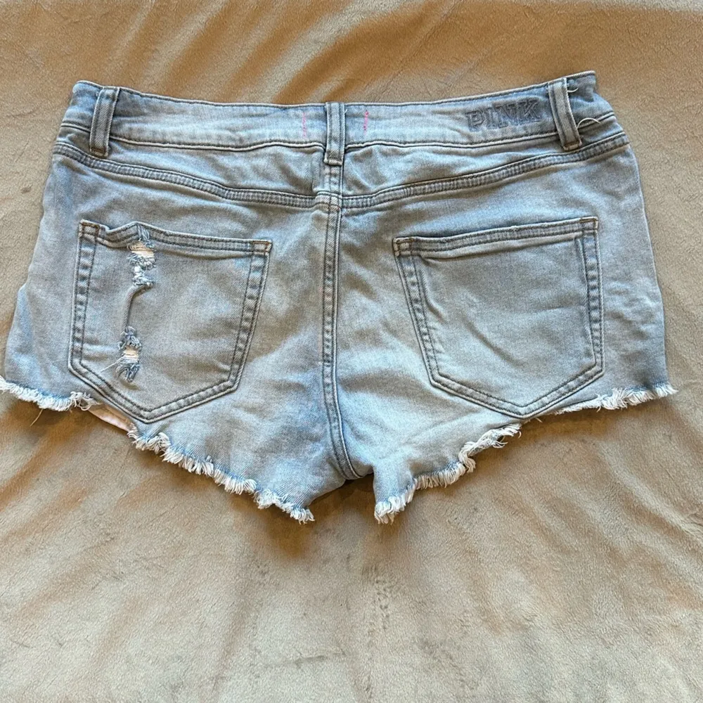 Pink by Victoria Secret raw hem denim shorts Size 12 - Image 3
