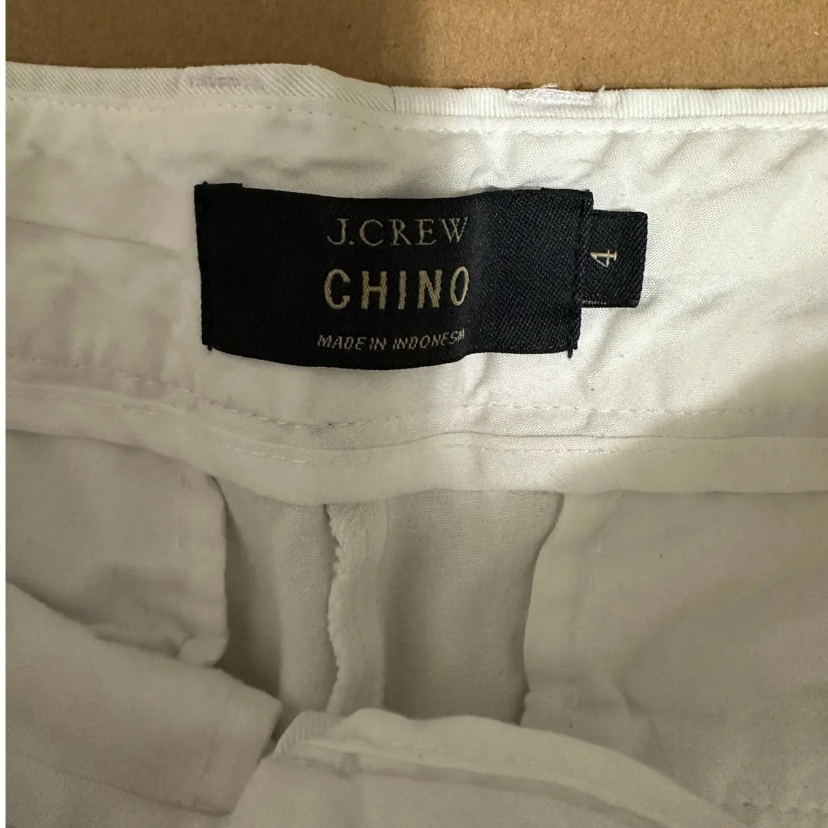 J.crew women's 4'' white chino shorts‎ size 4 - Image 2