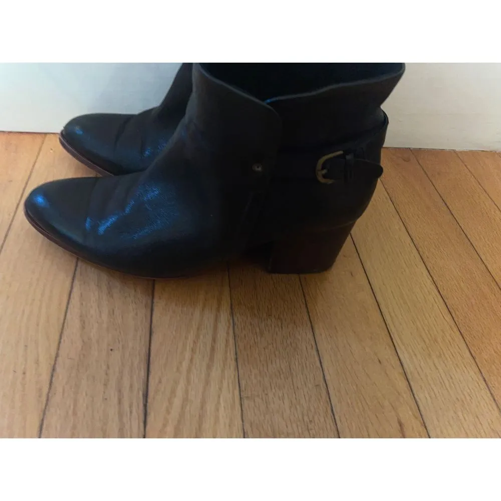 Black leather Isola booties size 8‎ women's - Image 4