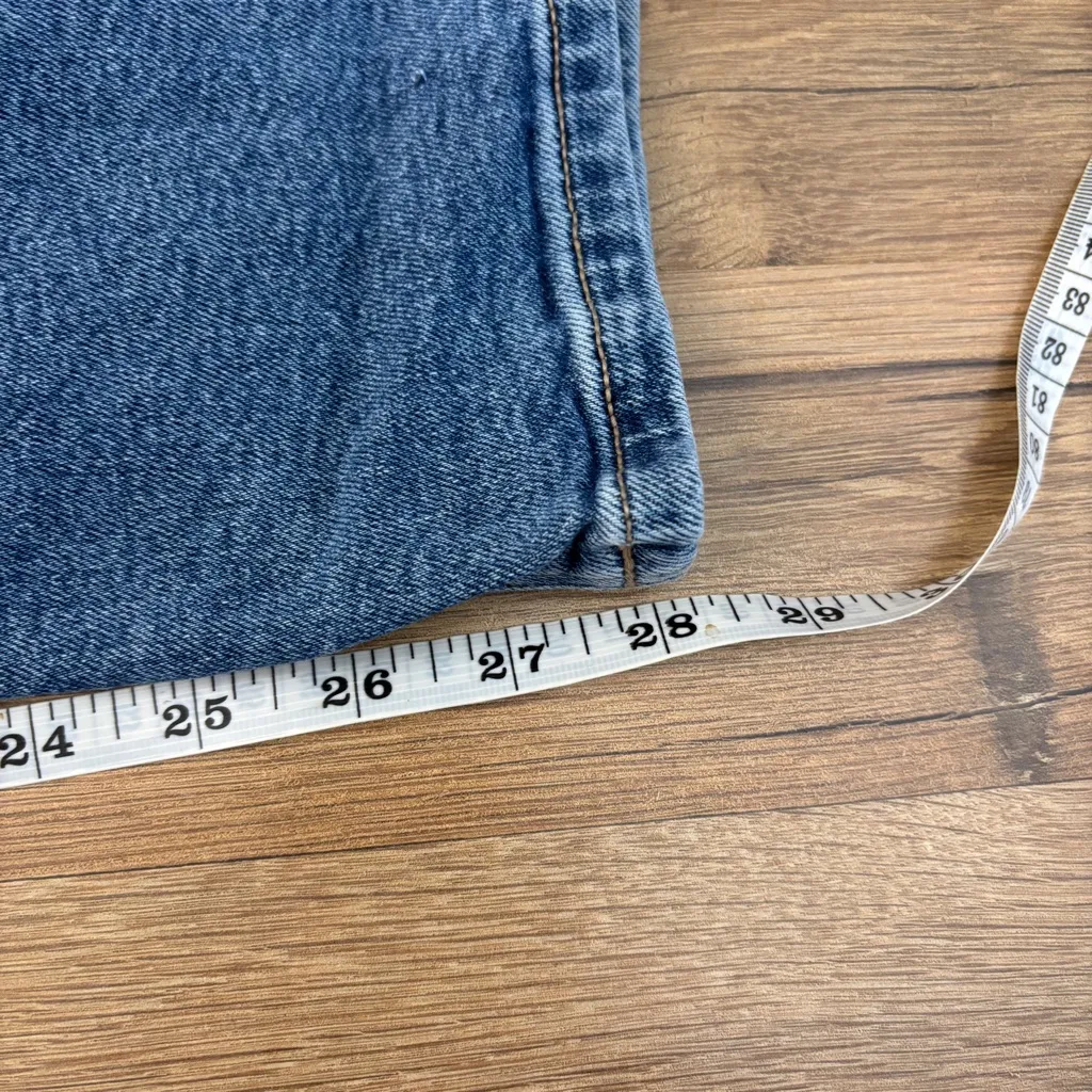 American Eagle 90’s Straight Medium Wash Denim Jeans - Image 8