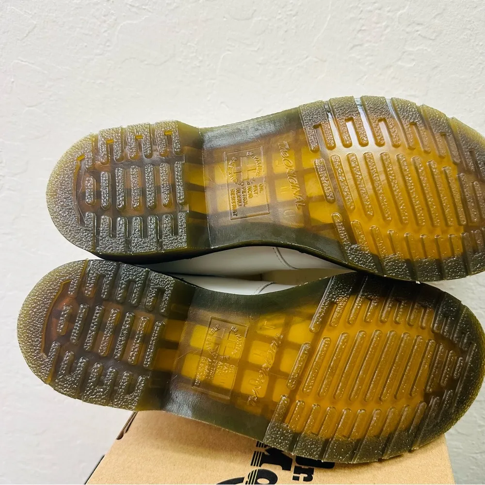 Dr. Martens  '8065' Mary Jane - Image 4