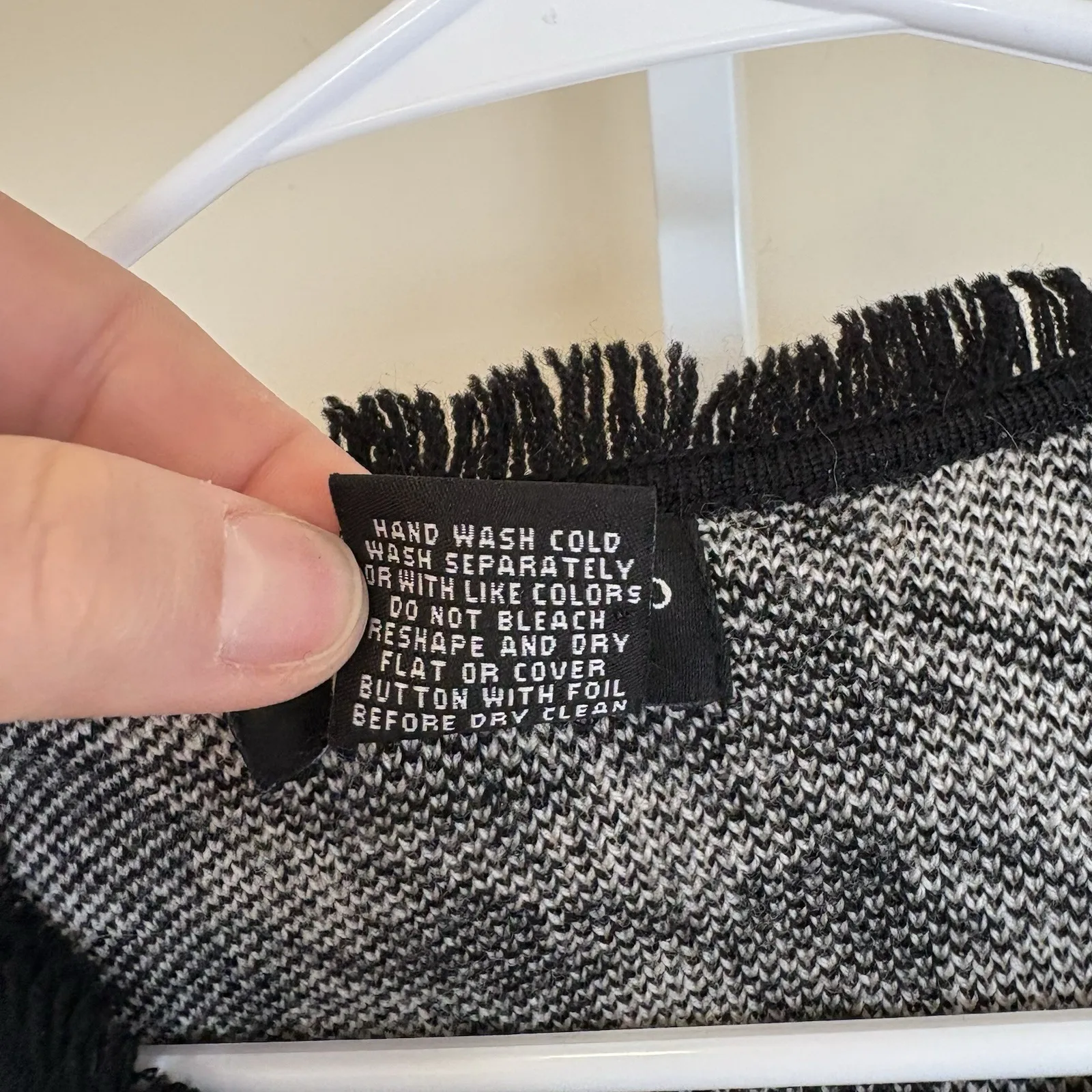 Sutton Studio Houndstooth Black White Cardigan 100% Merino Wool Petite Small Size undefined - Image 6