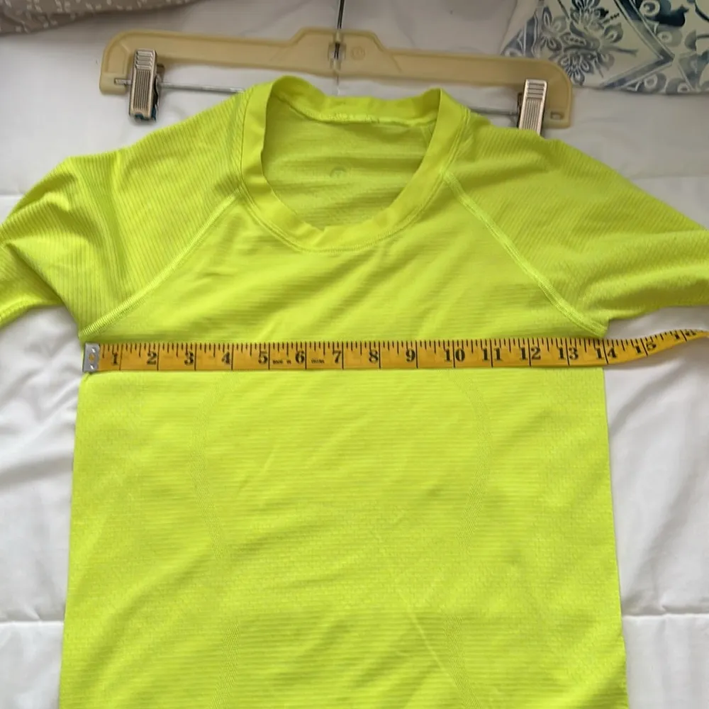Lululemon Swiftly Tech Long Sleeve 2.0, Size 4 - Image 6