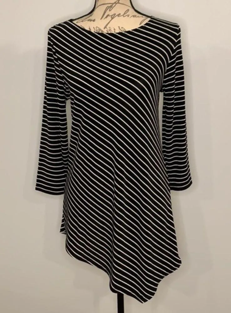 Travelers by Chico’s asymmetrical diagonal striped stretch tunic top S - Image 3