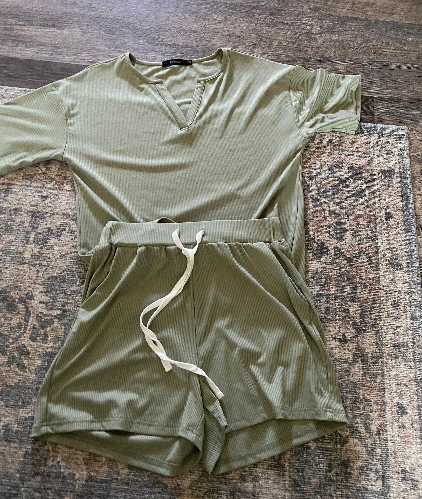 Matching Green Set Size M - Image 2