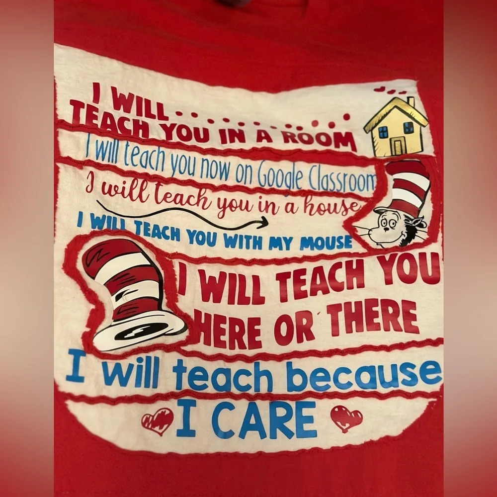 Red Dr Seuss women T Shirt M - Image 6