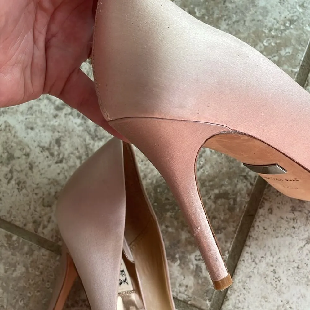 Badgley Mischka Lavender II Dress Pump Blush Satin - Image 9