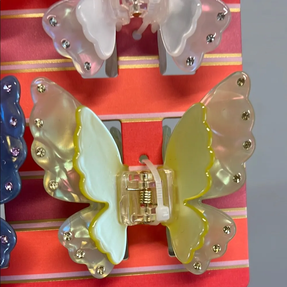 Piper K Butterfly 🦋 Hair Clips Set - Image 5