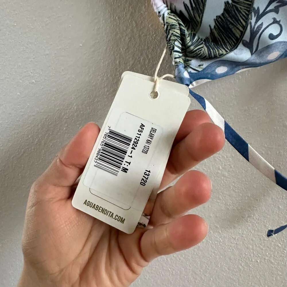 Agua Bendita Delany Kai Bikini Top Size medium New - Image 3