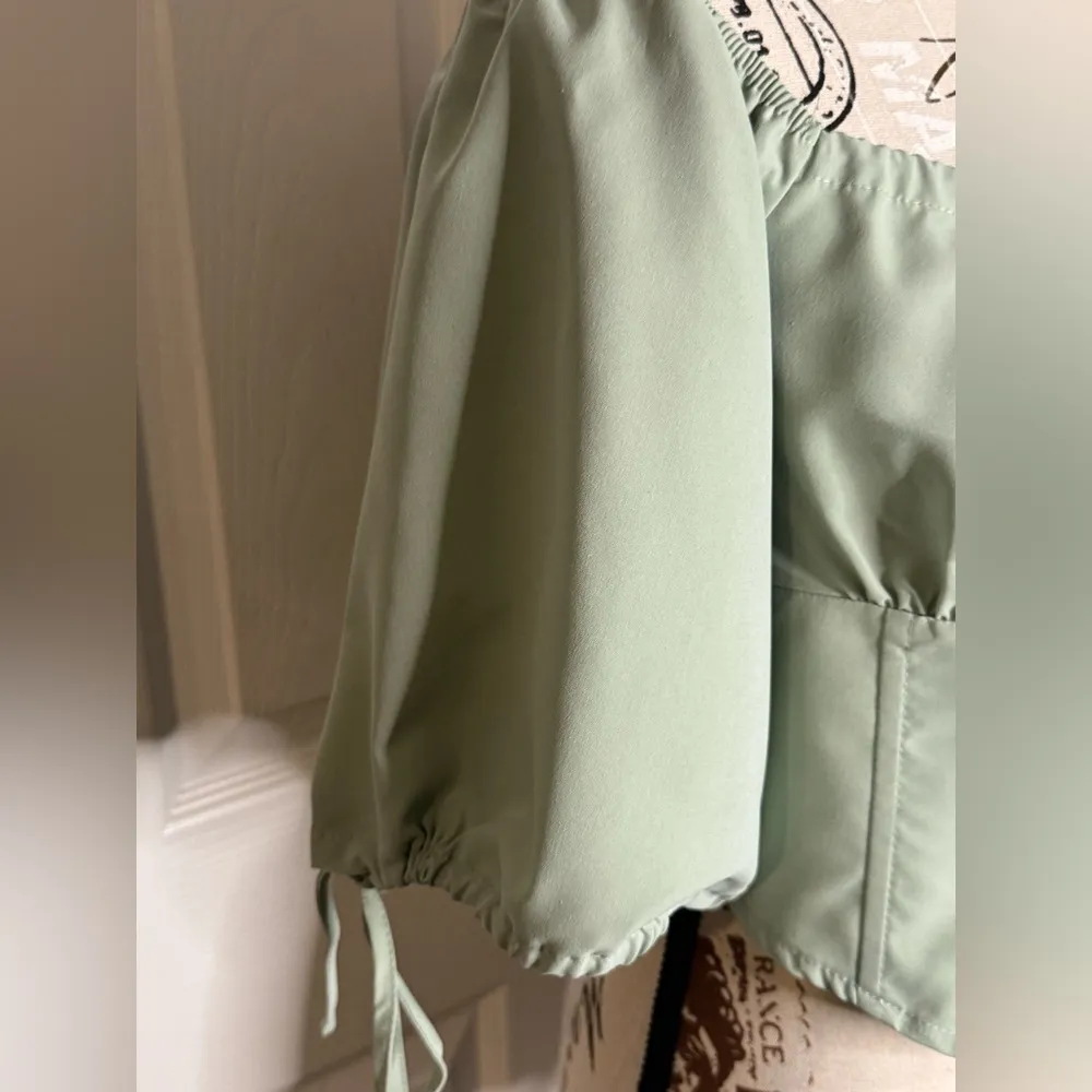 Boohoo Milkmaid Crop Top - Image 6