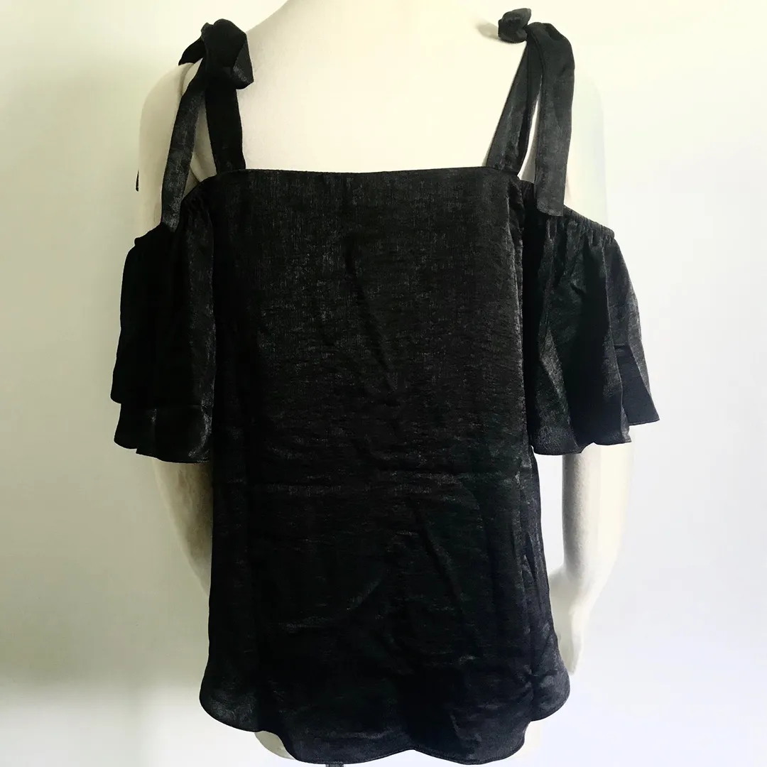 Satin Black Cold Shoulder Top Size XS - Image 3