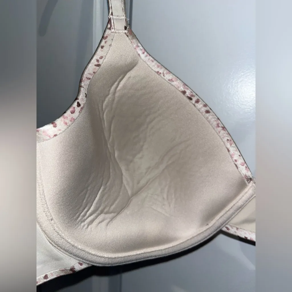 Hanes HU15 HC11 Comfort Fit Criss Cross Lift Underwire 36C Bra Animal Print - Image 7