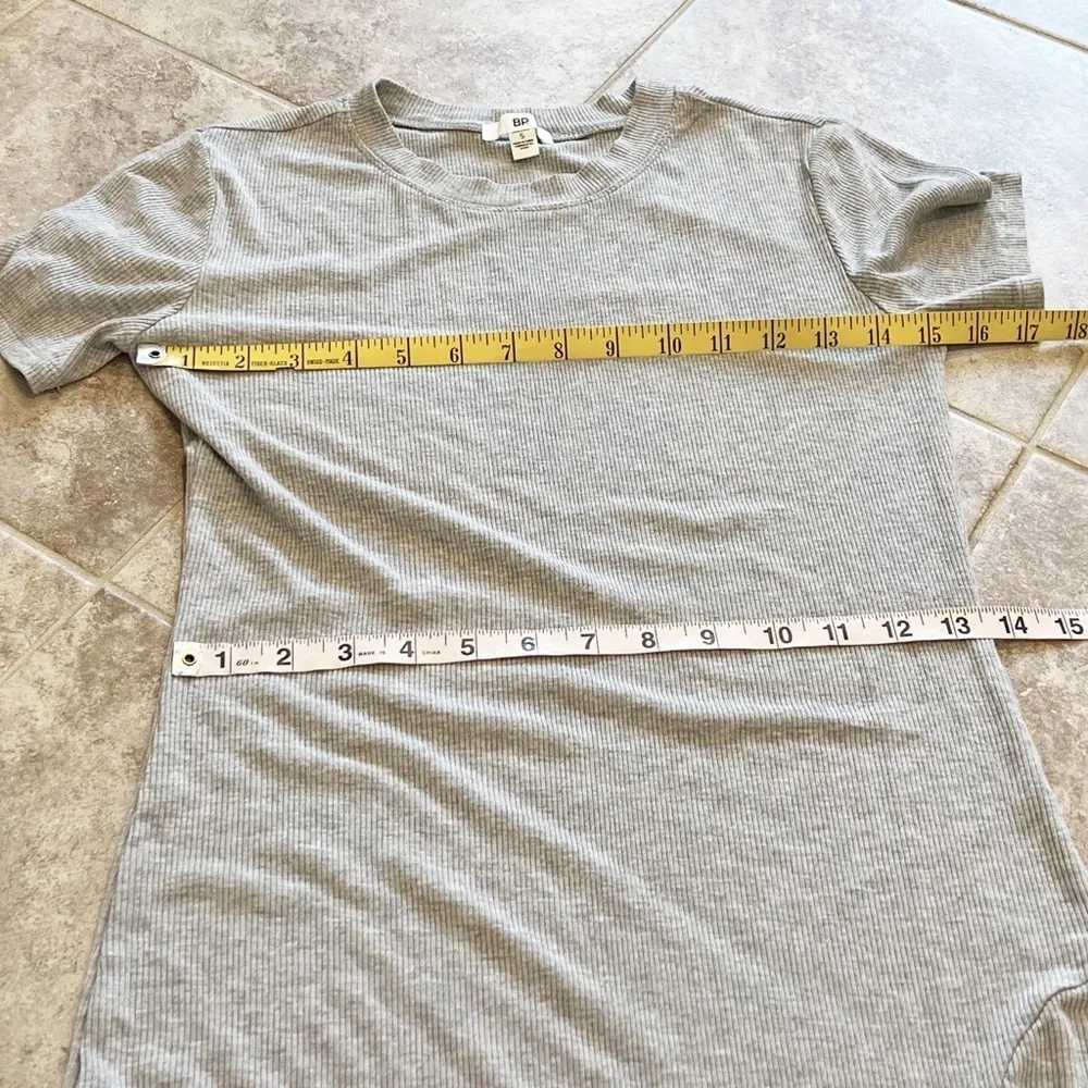 NEW B.P. Nordstrom Short Sleeve Mini T Shirt Dress Gray Small Pullover Knit - Image 4