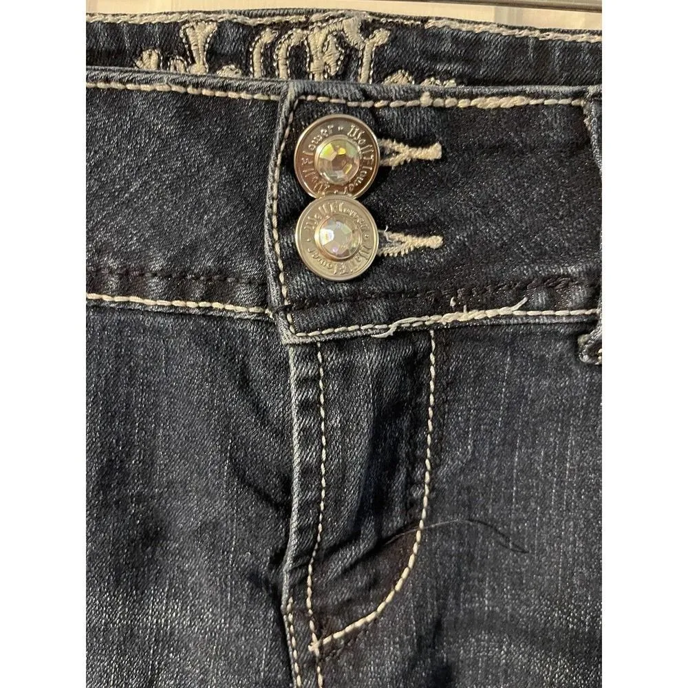 Wallflower Size 7 Dark Wash Low-Rise Skinny Leg Capri Jeans w/20" Inseam - EUC - Image 6