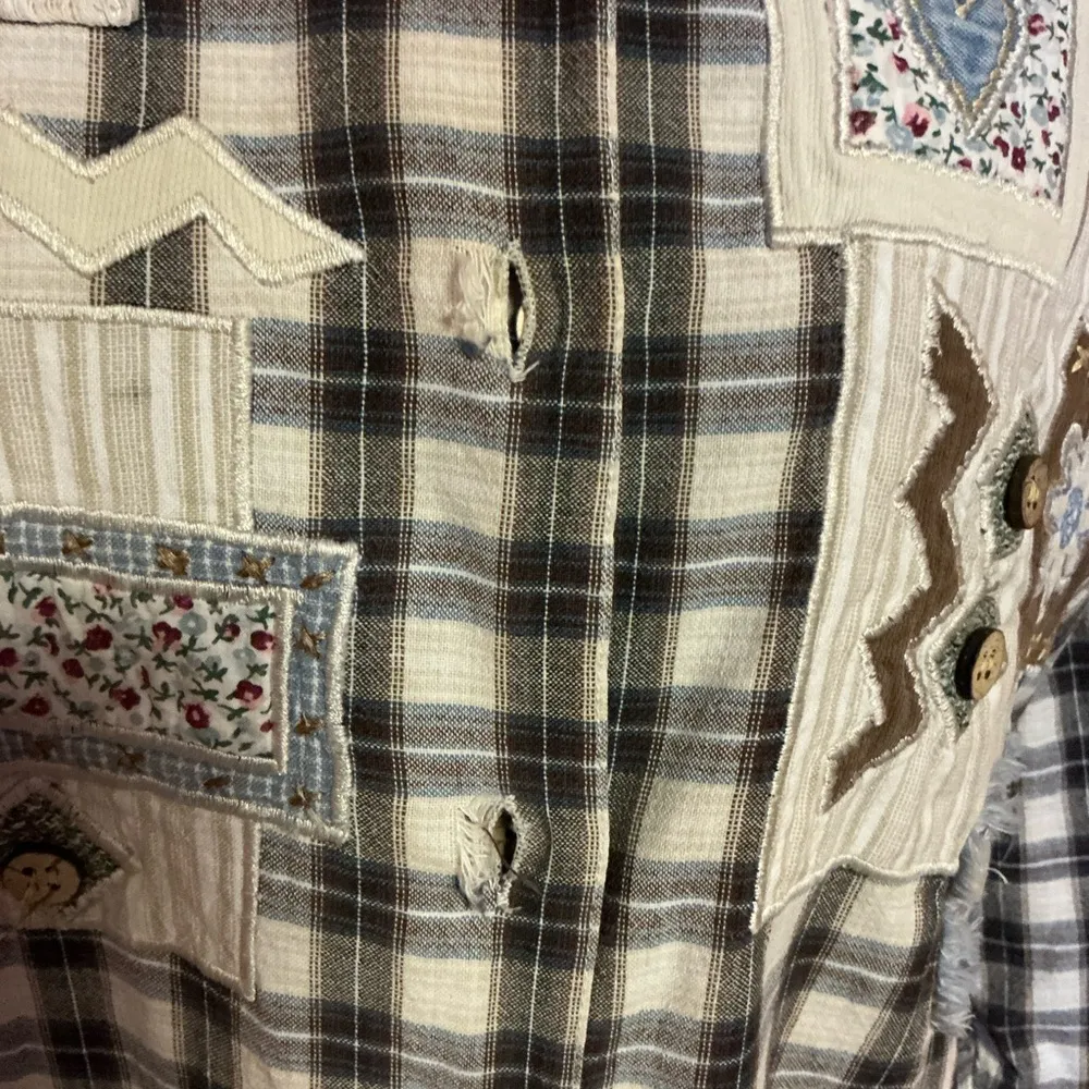 Vtg 90s krazykat patchwork flannel shirt Size M - Image 4