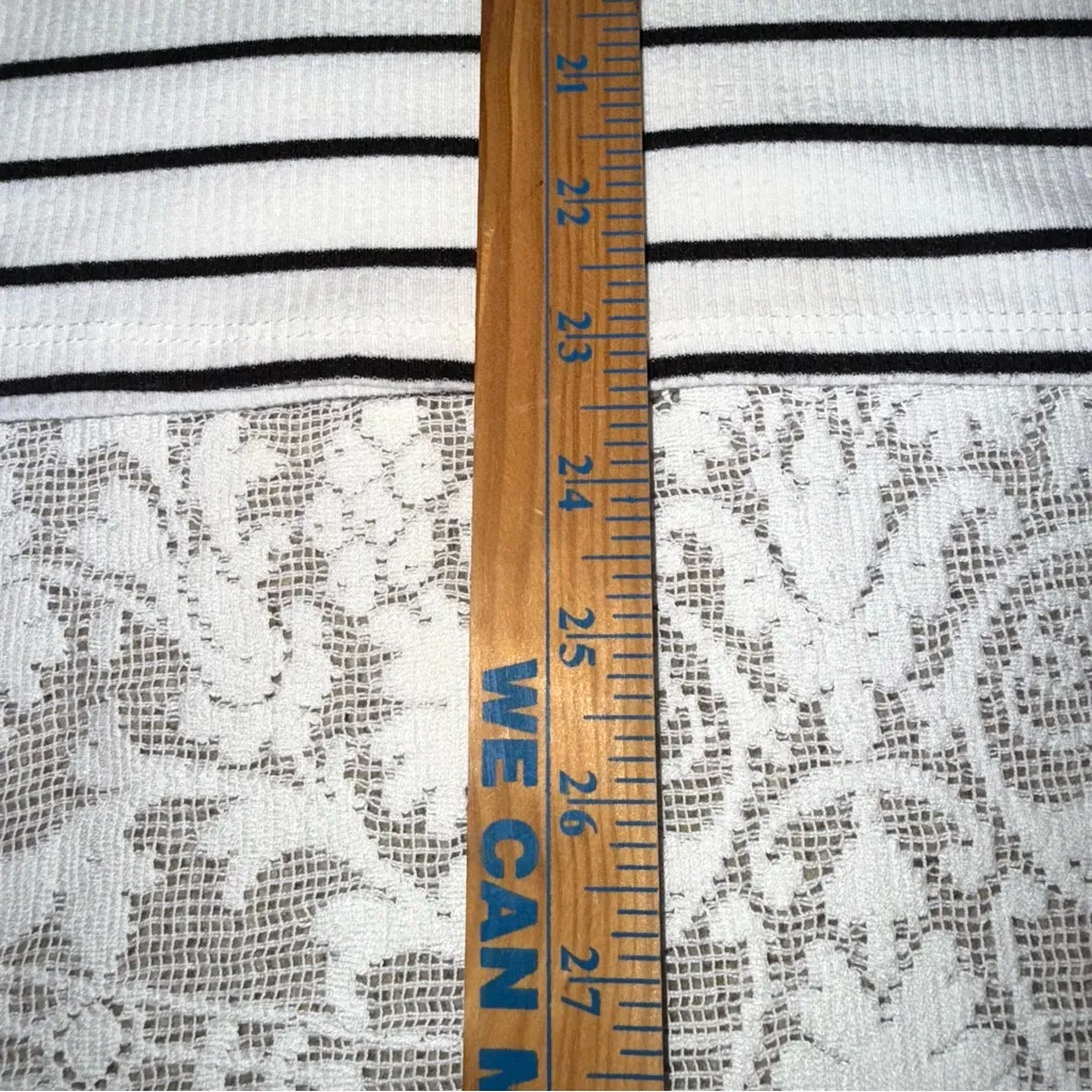 Allison Joy Black and White Striped Ruffle Bell Sleeve Boho Blouse size Small - Image 10