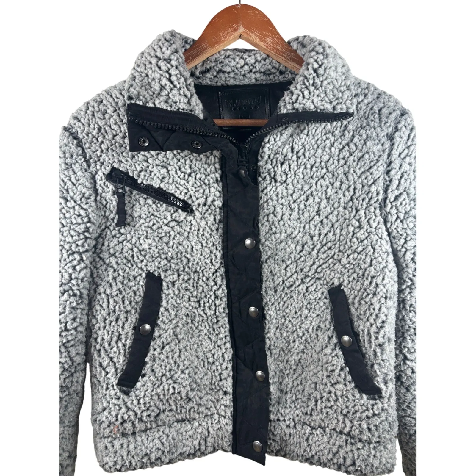 BLANK NYC XS Grey Teddy Sherpa Fleece Jacket Black‎ Accents Zipper Pockets Cozy - Image 3