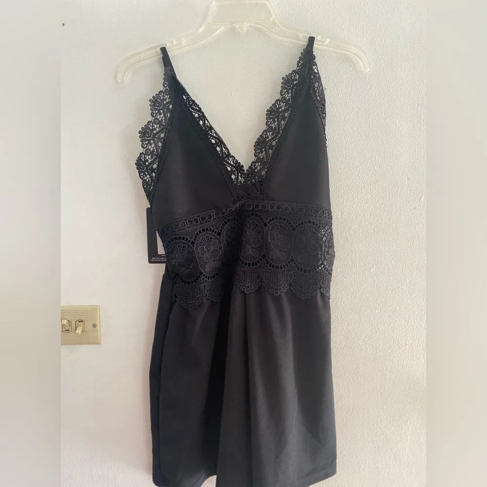 NWT Pretty Little Thing black lace romper size 12 - Image 5