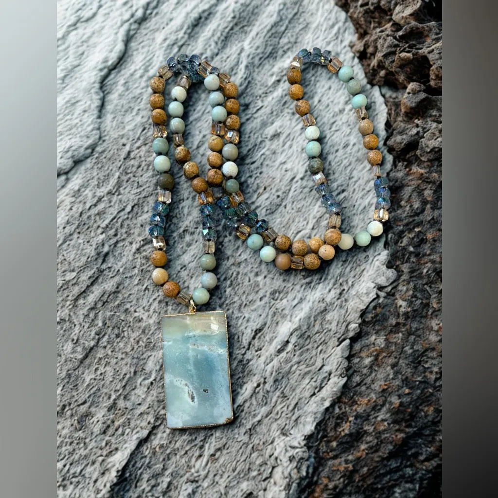 Natural Ocean Jade Hand Beaded Necklace Blue - Image 2
