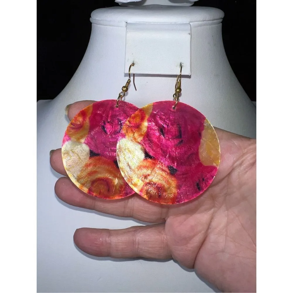 Vintage Hand Painted‎ Mother of Pearl Earrings Pink - Image 2