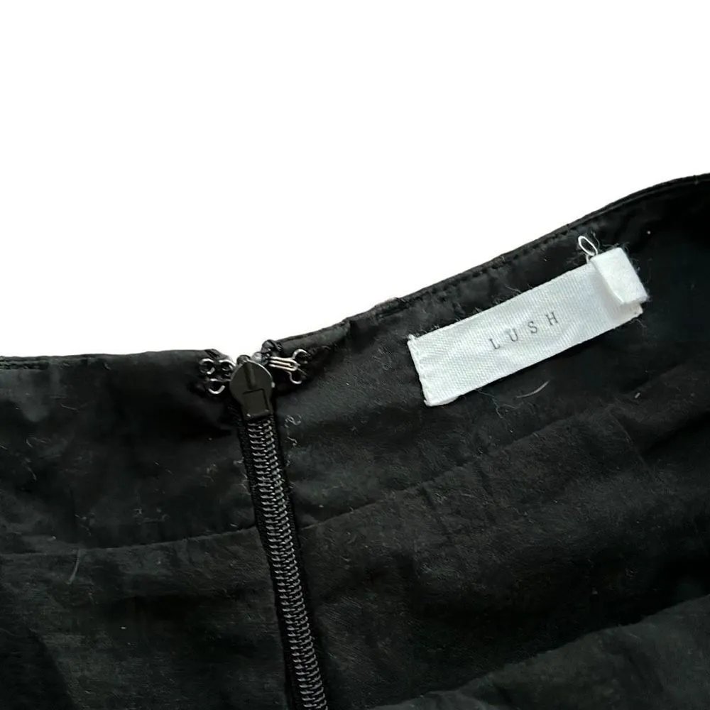 Lush black high waisted ruffle shorts with zipper back - Image 4