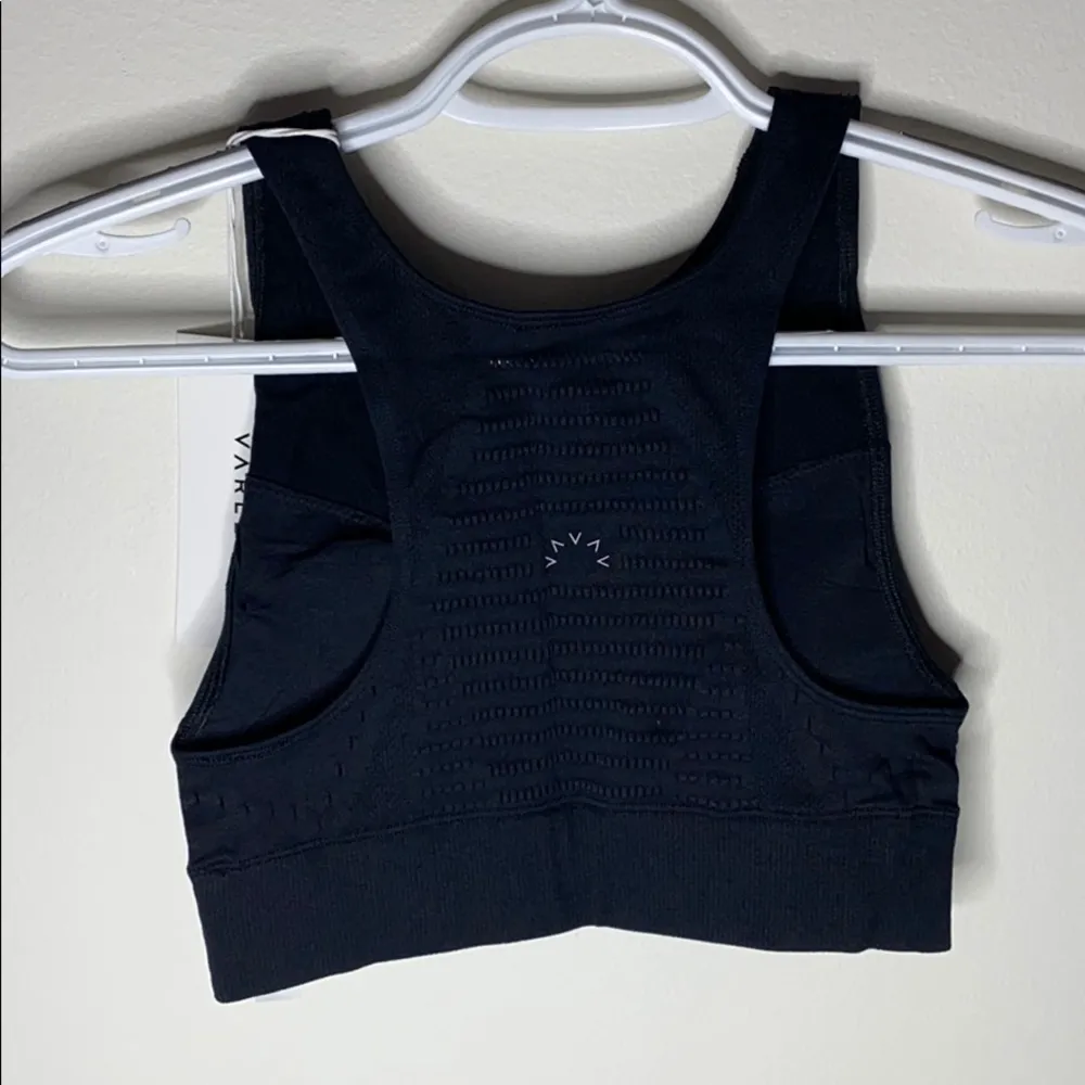 Varley Macapa seamless sports bra in black sz XXS - Image 4