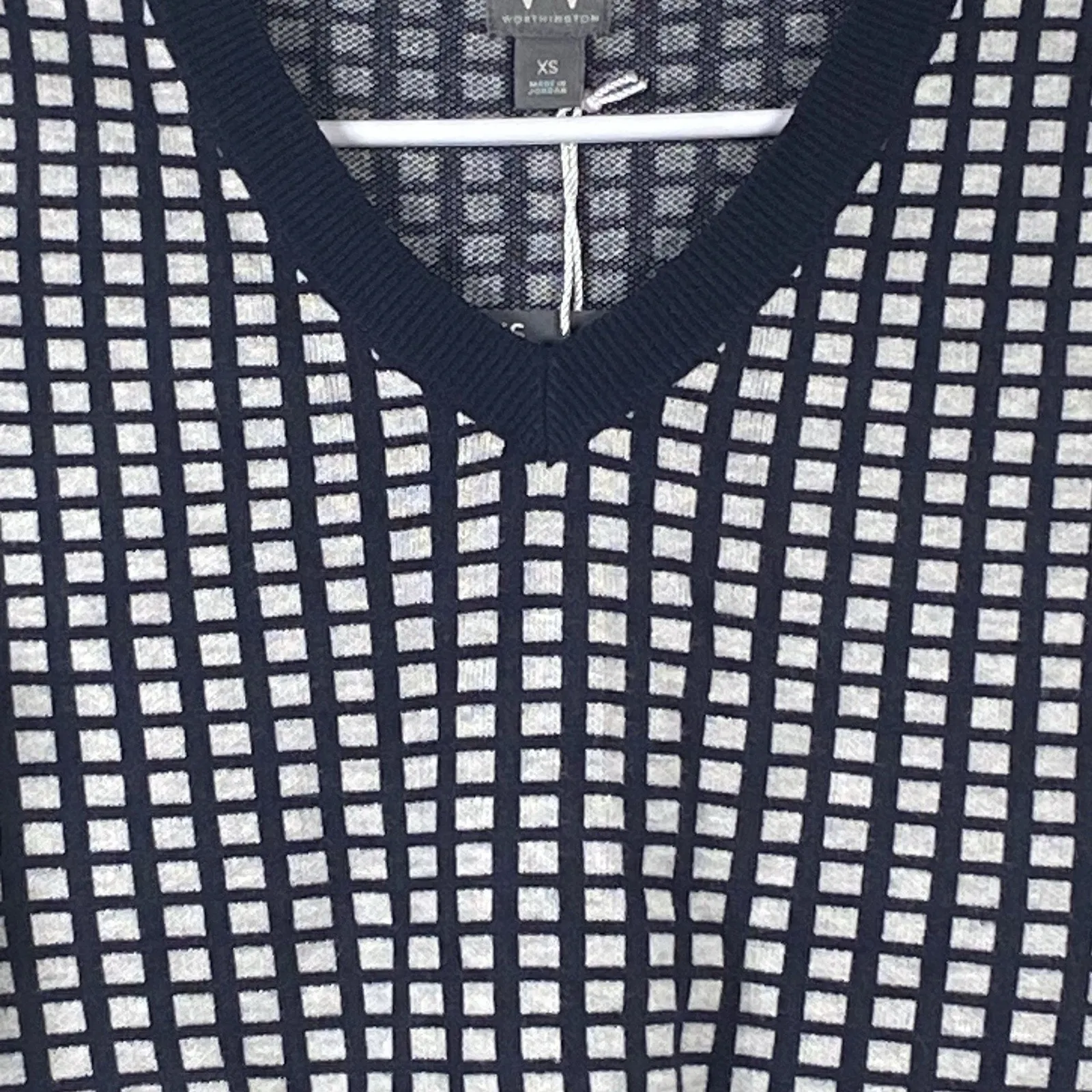 NWT Worthington Sweater Women's Size XS Navy Blue Grid V Neck Long Sleeve - Image 3